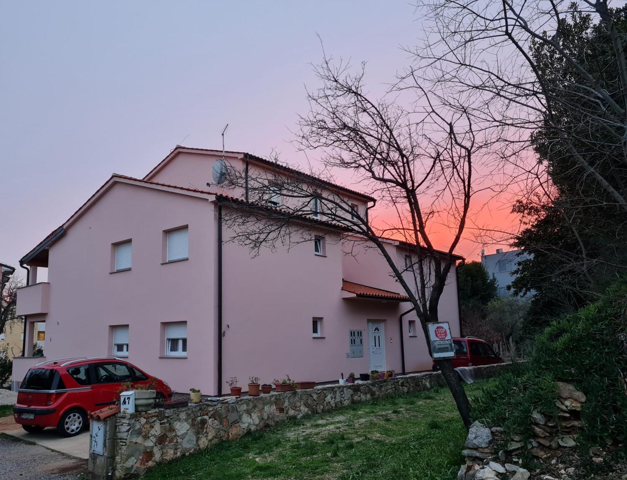 Apartment Nora Near The Beach Pula Buitenkant foto